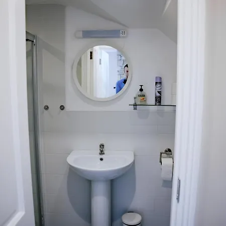 Alensgrove #4 - Two-bedroom *